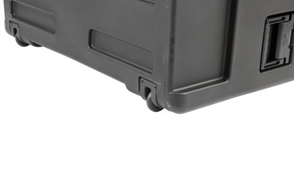 Waterproof Case 44"x 36"x 24" - Image 8